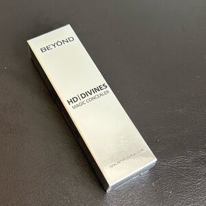 Beyond HD Divines Magic Concealer 12ml in HC12 (tan)